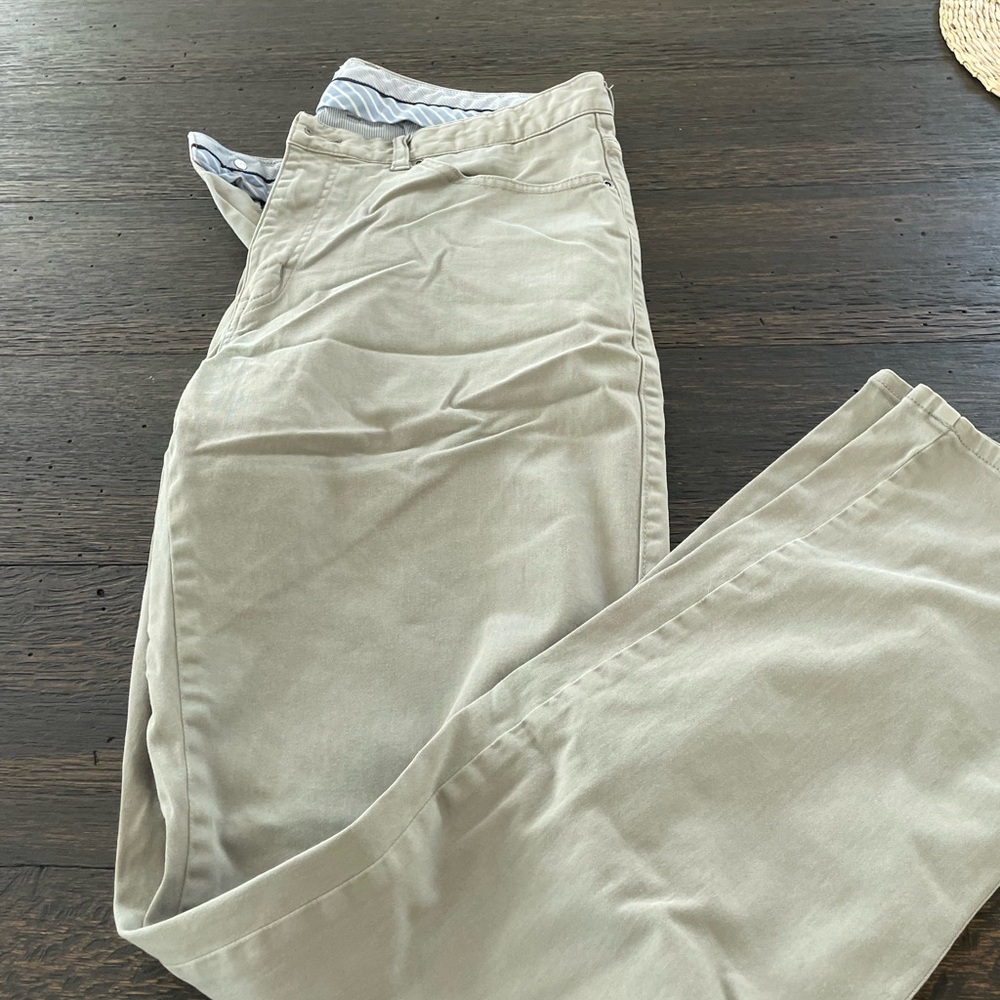 Peter Millar Light Khaki Chinos